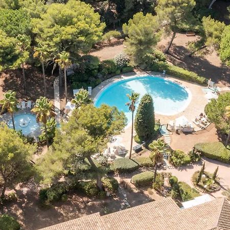 Hyères La Badine 5P Plage Piscine Clim Jacuzzi Parc Luxuriant المظهر الخارجي الصورة