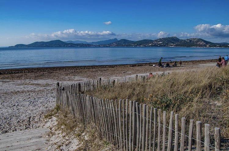 Hyères La Badine 5P Plage Piscine Clim Jacuzzi Parc Luxuriant المظهر الخارجي الصورة
